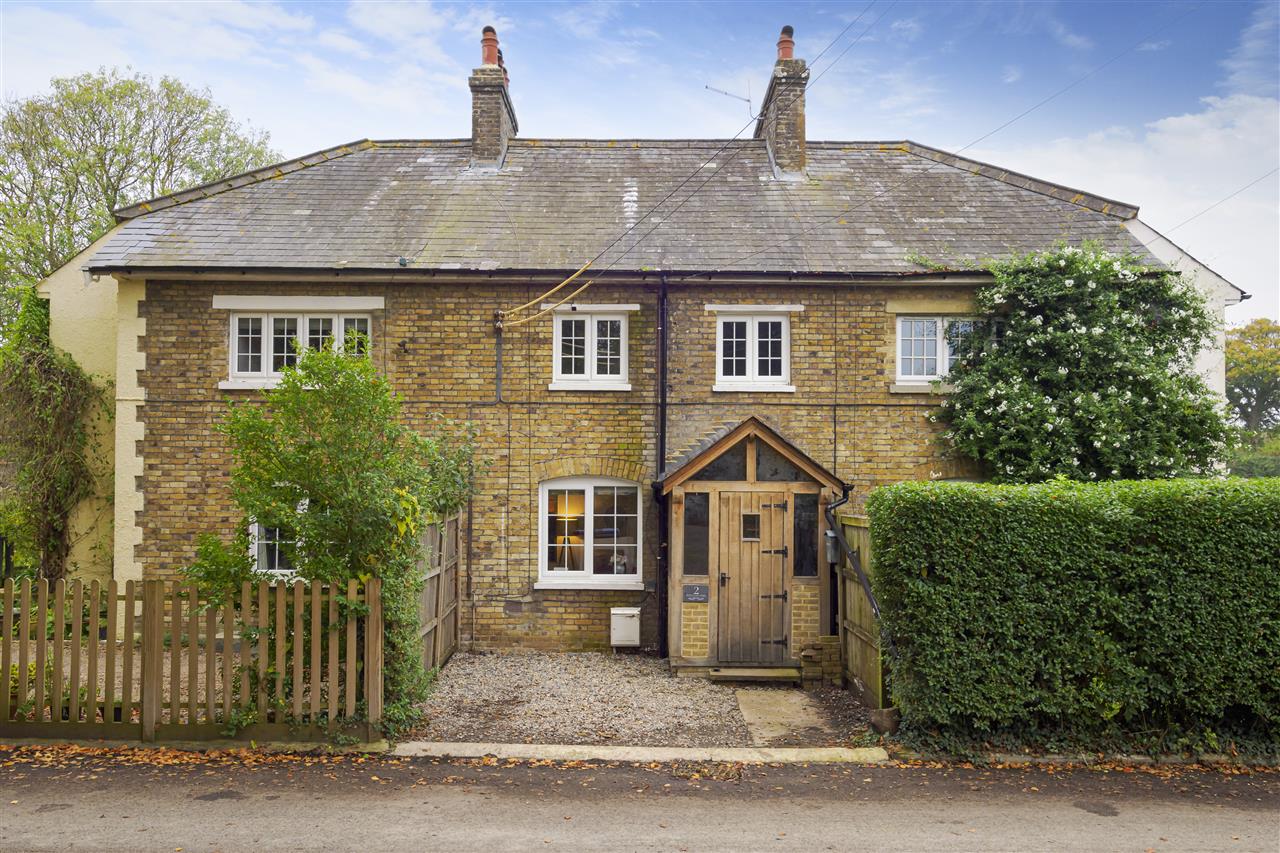 2 Barfreston Court Cottages Image