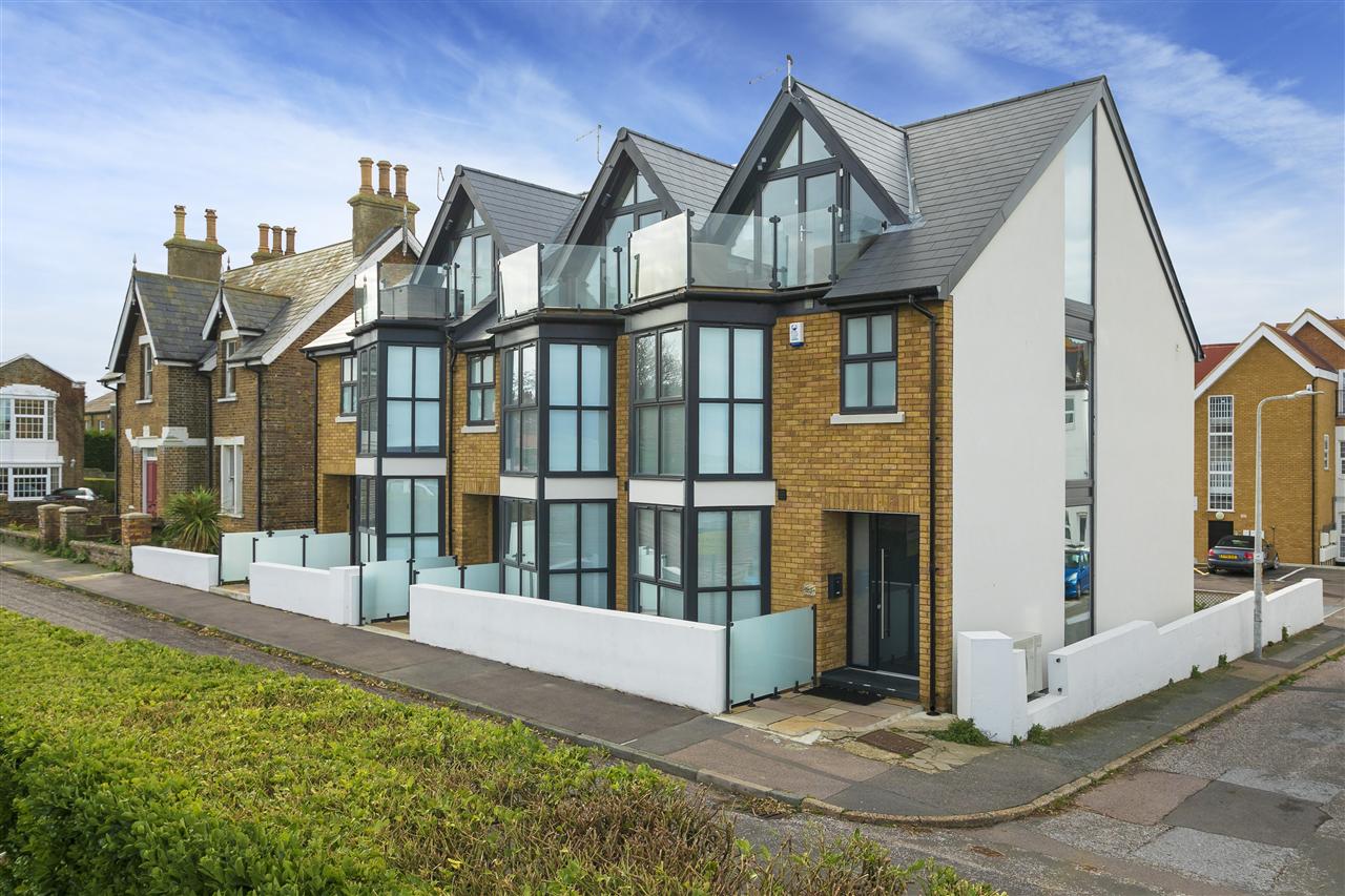 1 Sandy Villas Image