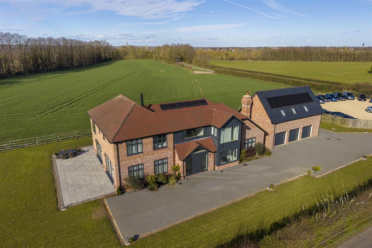 Farnham House Image