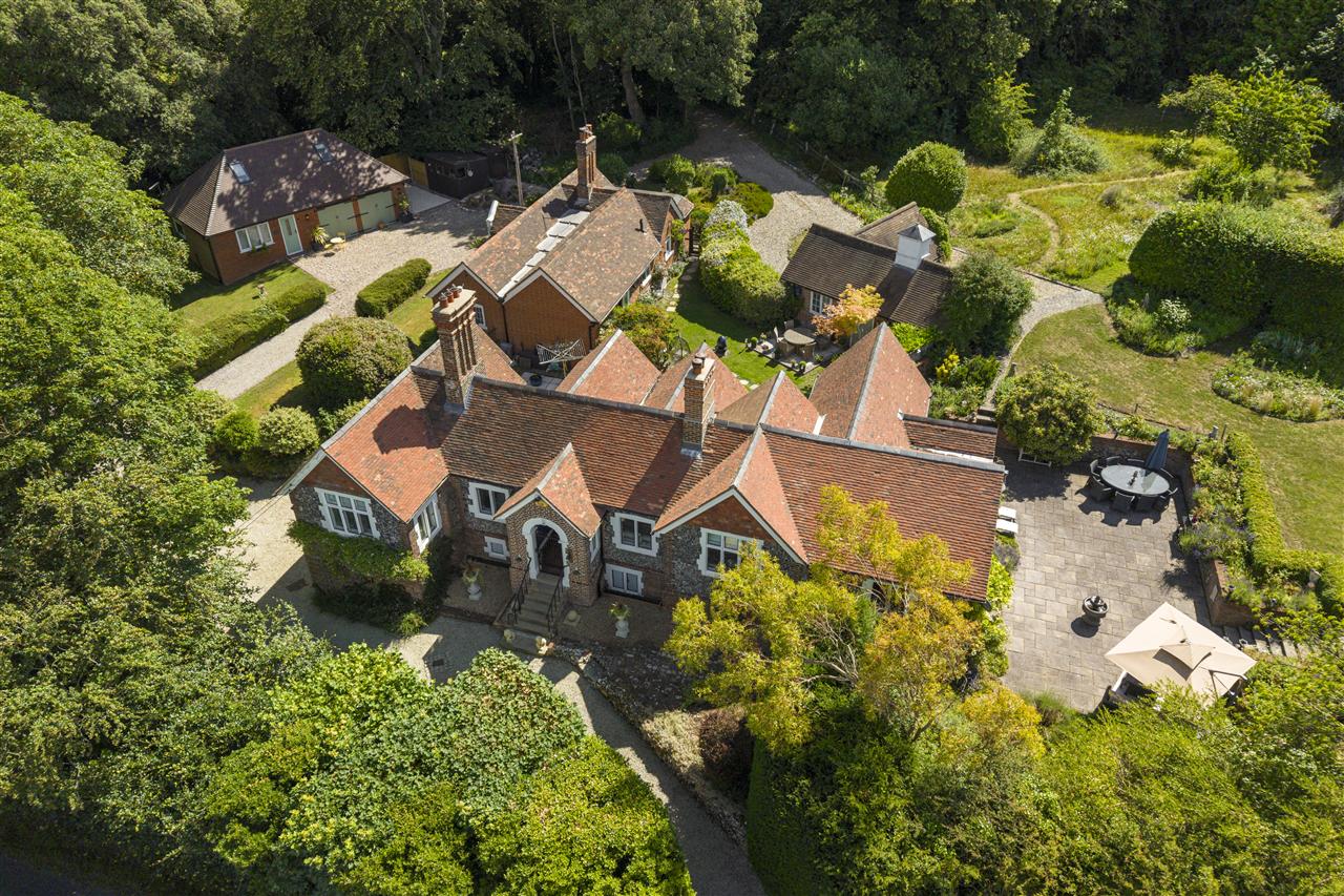 Crossways & Crossways Cottage Image