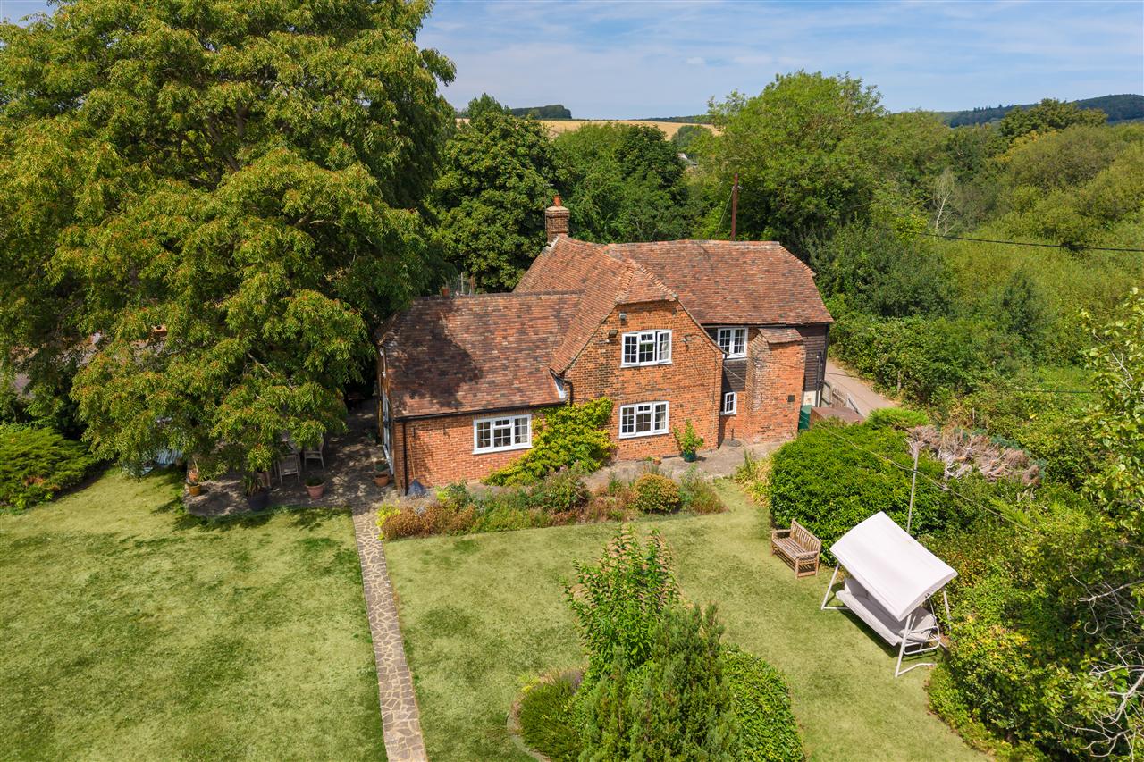 Thruxted Cottage Image