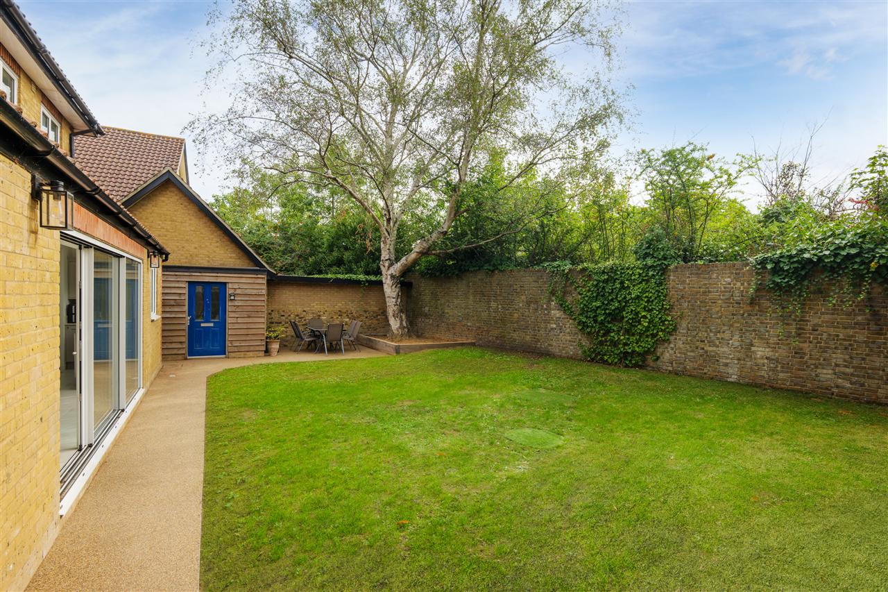 Property Image 28
