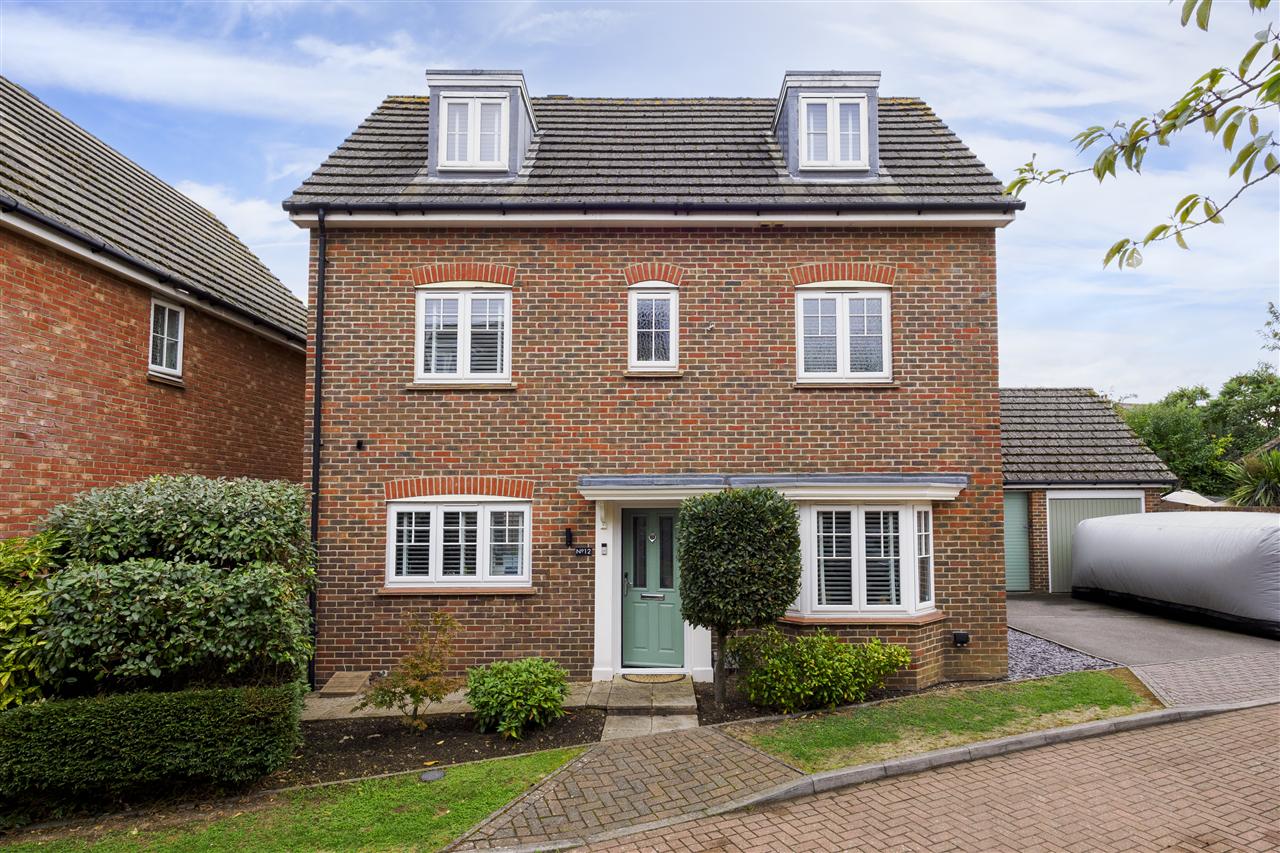 12 Beech Court Gardens Image